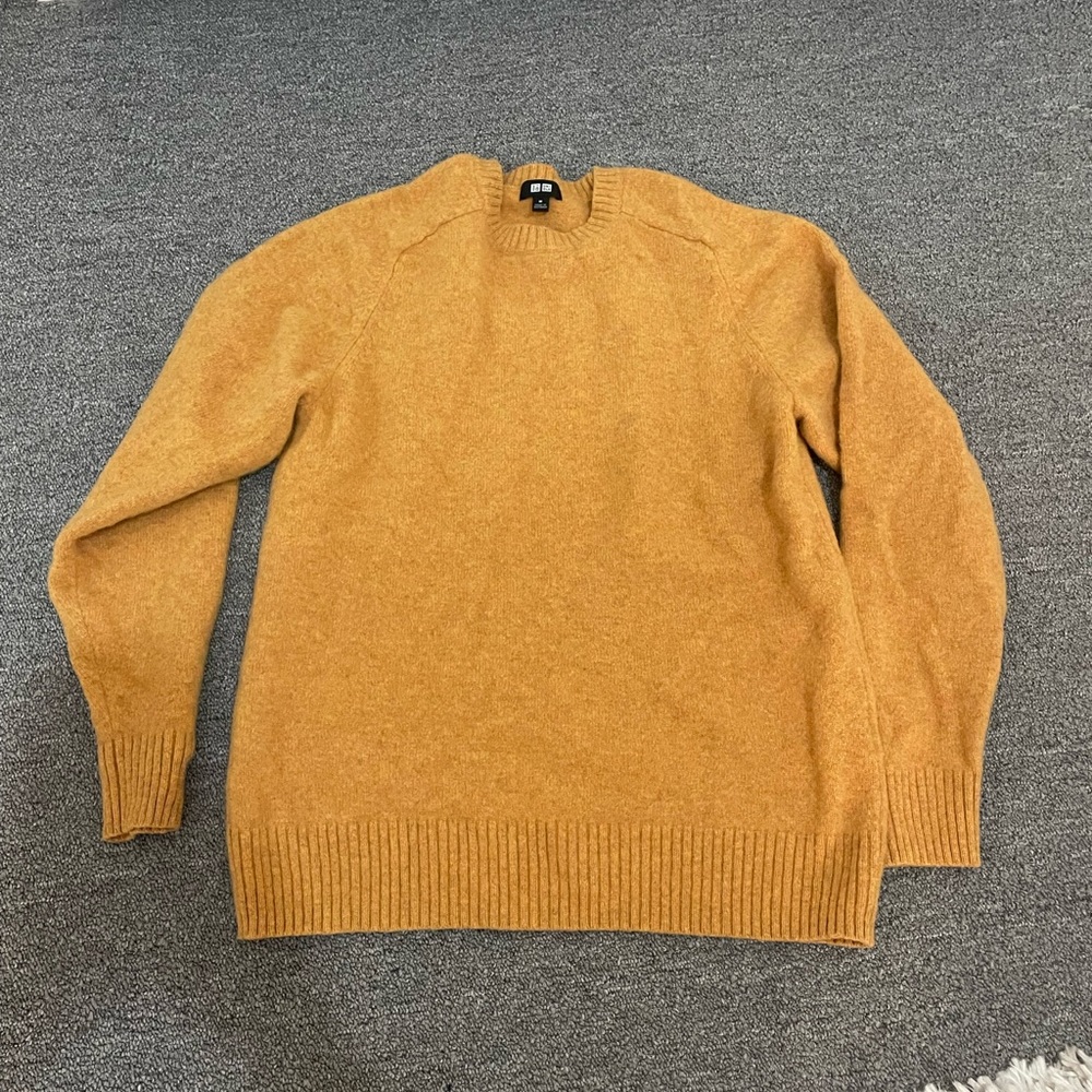 Yellow sweater